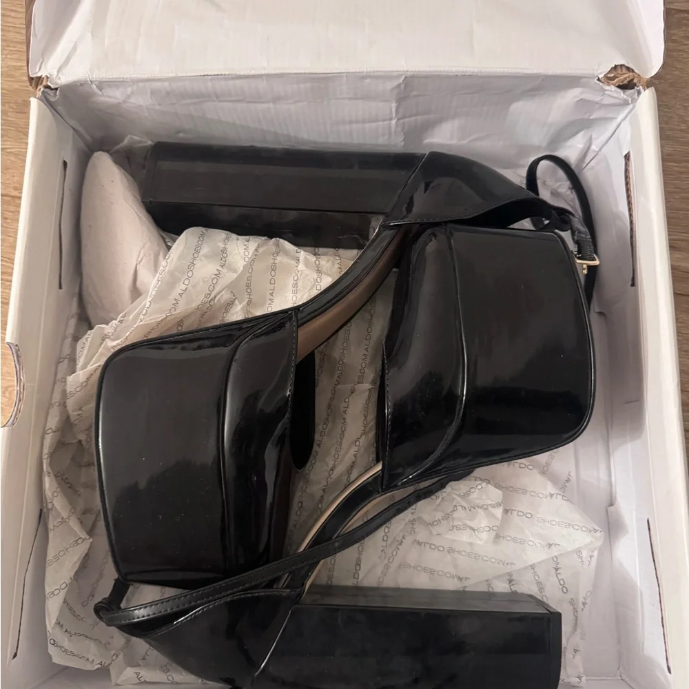 Aldo Black Platform Heels - Picture 1 of 5